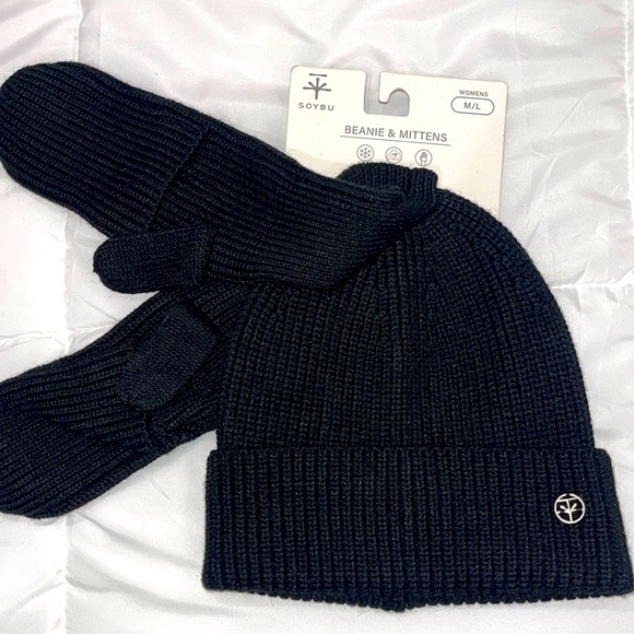 ❤️NWT!❤️ SOYBU Beanie & Mittens.Womens M/L. Soft handfeel, Convertible Mittens. - Picture 1 of 9